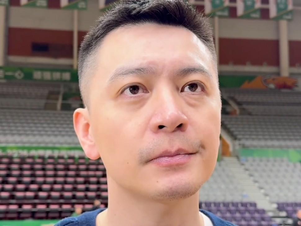 开云app-杨鸣：赵继伟复出但时间会有限制，球迷的批评全队都很有触动