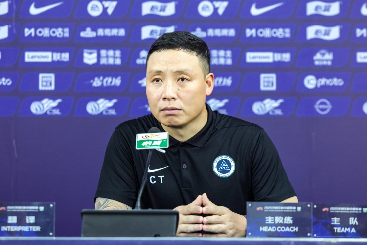 开云官网-足球报：土帅对阵洋帅集体失利，需要给土帅更多试错与成长空间