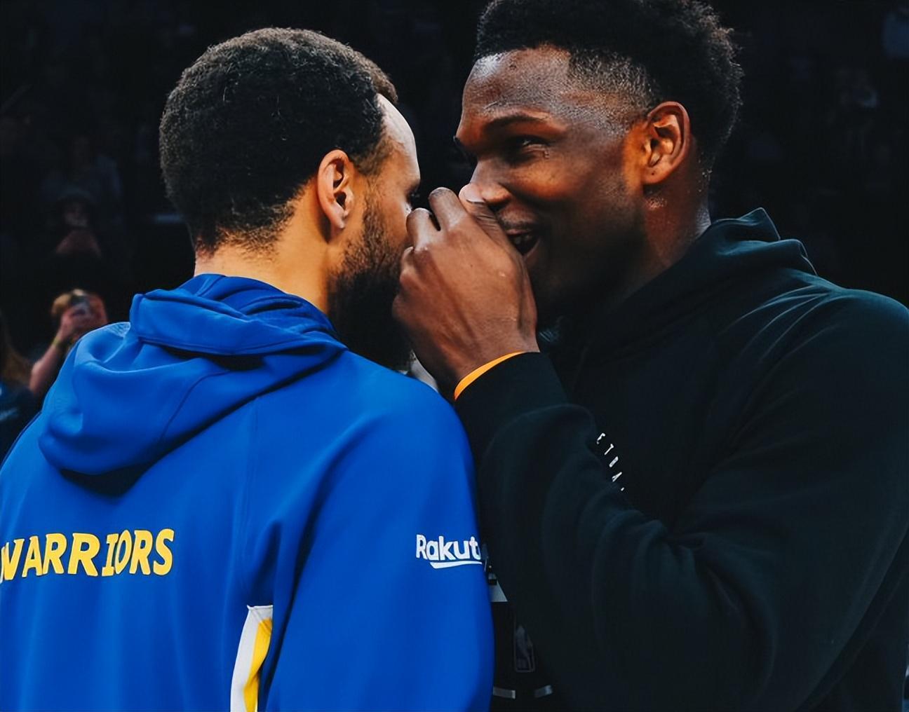 开云app-19分大逆转，26分惨败！西部第一伪强队诞生，你们没有冠军相